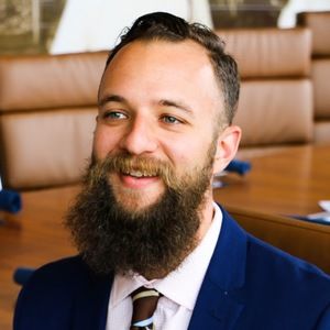 Meet your Posher, Christopher